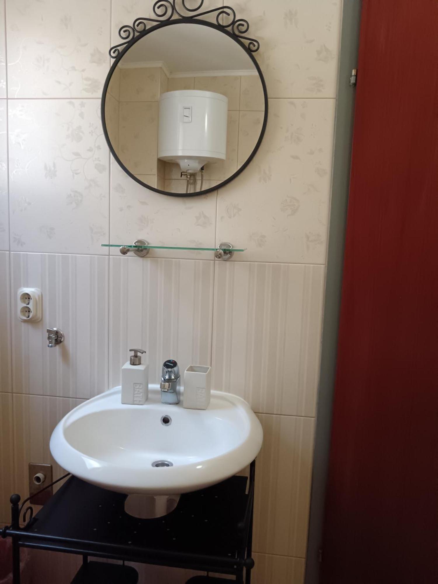 Apartmani More コマルナ エクステリア 写真
